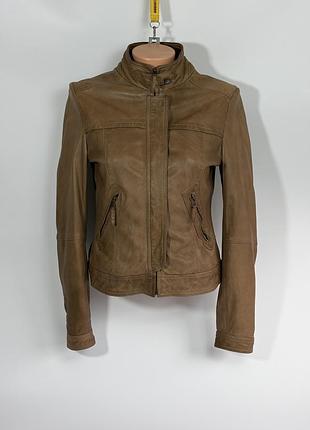 Стильна жіноча шкіряна куртка massimo dutti (натуральна овеча шкіра)