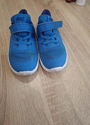 Кроссовки для футбола nike 2