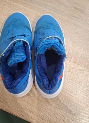 Кроссовки для футбола nike 4