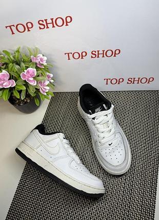 Оригінальні кросівки дитячі nike air force