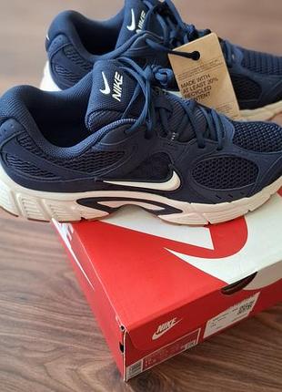 Оригінальні кросівки nike v5 rnr розмір 44