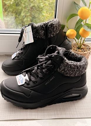 Бомбезні черевички skechers