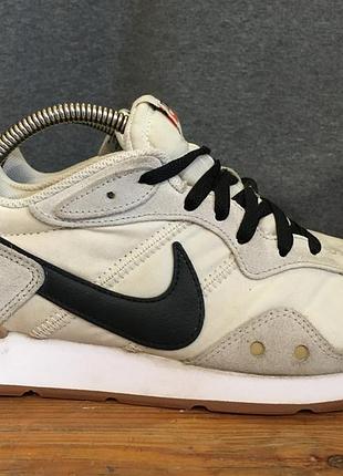 Кросівки nike venture runner 2