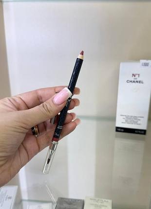 Карандаш для губ dior - 663