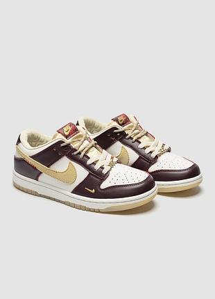 Nike dunk low lx year of the snake
