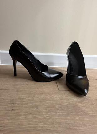 Човники для танців натуральна шкіра world of heels чорні