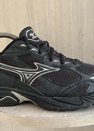 Кросівки mizuno