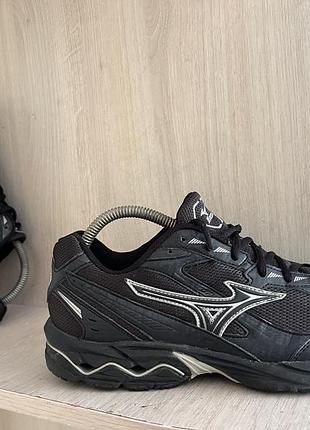 Кросівки mizuno 2