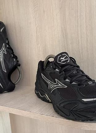 Кросівки mizuno 3