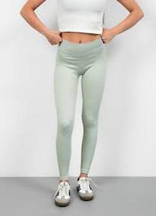Эластичные леггинсы с широким поясом  бренда pucka fashion  размер eur xl