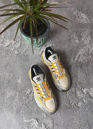 Кросівки adidas 6