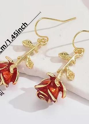 Серьги красные и белые расчки в уши
