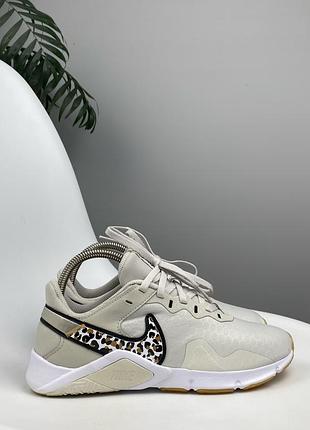 Оригінальні кросівки nike legend essential бежеві/леопардові 36.5 р. 23 см