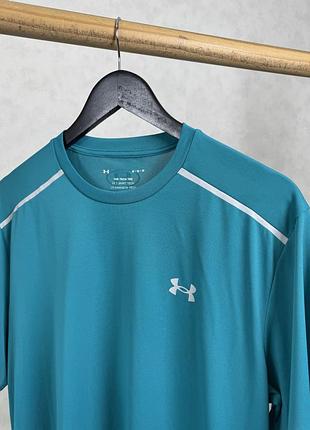 Футболка under armour 4