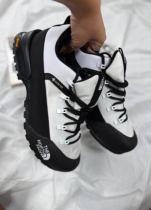 Термо кроссовки the north face black white gore tex