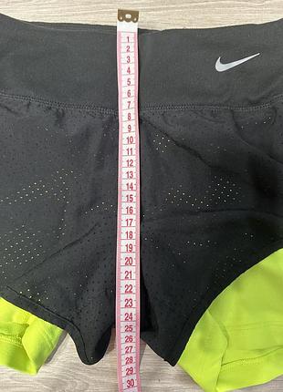 Жіночі бігові шорти nike 8