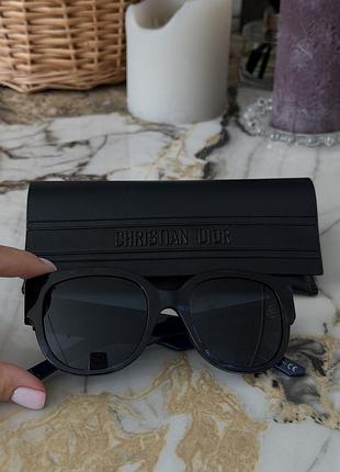 Сонцезахисні окуляри dior