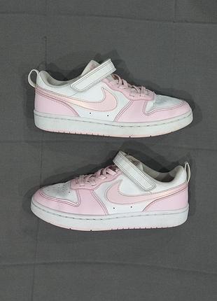 Кросівки на дівчинку nike ніжно рожевого кольору- розмір 34