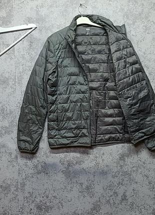 Куртка от бренда uniqlo 7