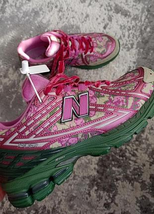 New balance 
кроссовки женские 3