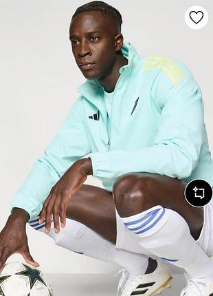 Ветровка adidas 2025