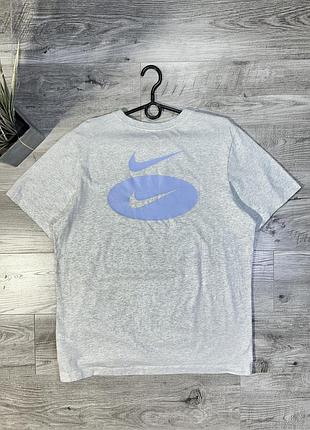 Оригінальна, спортивна футболка - nike