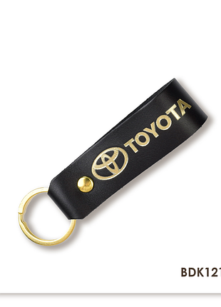 Брелок-петля для авто toyota (чёрный, золотое тиснение)