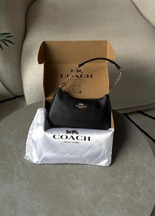 Coach teri shoulder bag black/gold    розмір: 24 х 14 х 8 см матеріал: шкіра  пакування: брендована коробка, пильник