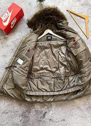 Чоловічий пуховик helly hansen 6