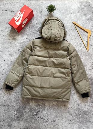 Чоловічий пуховик helly hansen 10