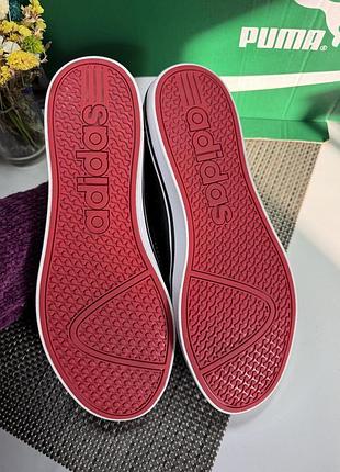 Оригінальні кросівки adidas 6
