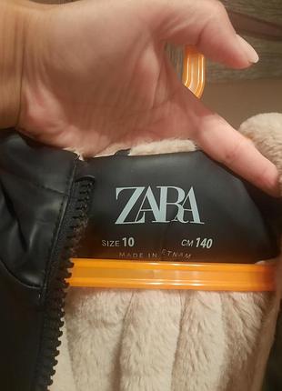 Плащик від фірми zara 6