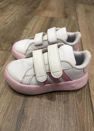 Кросівки adidas 2