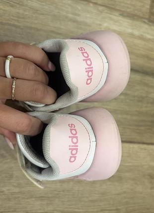 Кросівки adidas 5