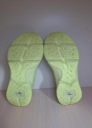 Кросівки decathlon 8