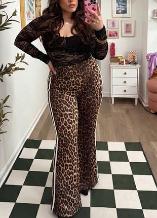 Брюки клеш леопардовые 🐆 с лампасами ✨ shein curve 🔥 лосины y2k