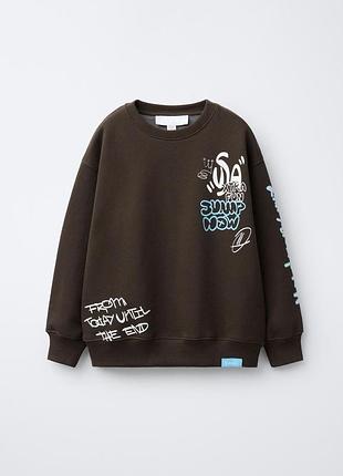 Zara новый с биркой утепленный свитшот с классным принтом