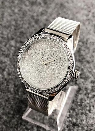 Женские наручные часы под guess серебро с белым
