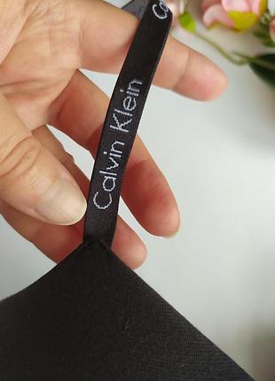 Бюстгалтер из пуш-ап calvin klein, eur 75с 6