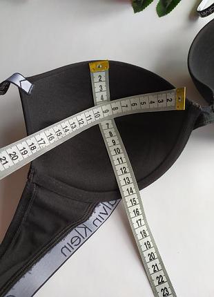 Бюстгалтер из пуш-ап calvin klein, eur 75с 5