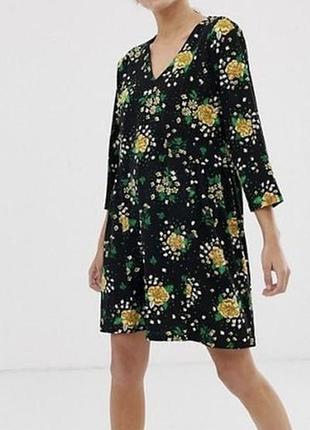 Monki чорна трикотажна сукня