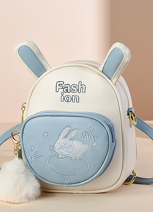 Детский мини рюкзак сумочка fashion с ушками и меховым брелком, маленькая сумка рюкзачок с ушами для девочек голубой