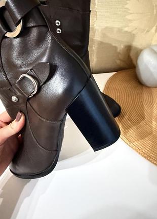 Кожаные ботинки zara в коричневом цвете 3