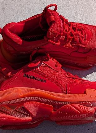 Яркие кроссовки balenciaga triple s clear sole (красные).