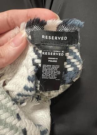 Шарф reserved у клітинку 4