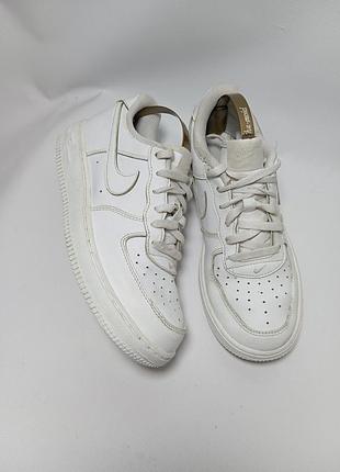Кроссовки nike