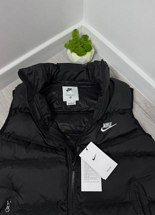 Жилетка/безрукавка nike storm fit 3