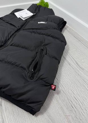 Жилетка/безрукавка nike storm fit 5