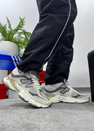 Кросівки жіночі new balance 9060 grey сірі (світлі)