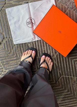 Hermes miss sandal black